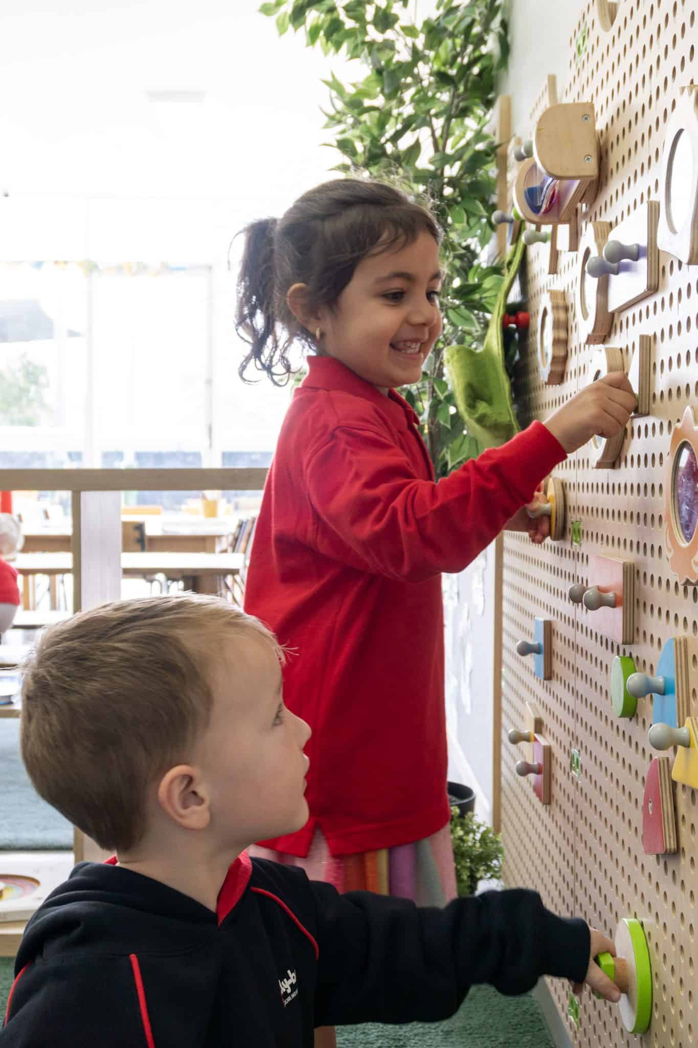 Children taking part in cooperative play at Billy-beet Epping